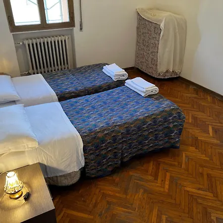 Bed and Breakfast Nomad *