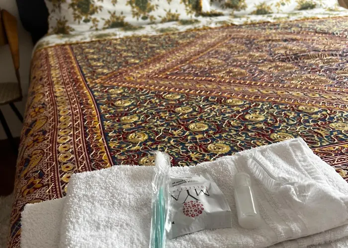 Nomad Nocleg ze śniadaniem *